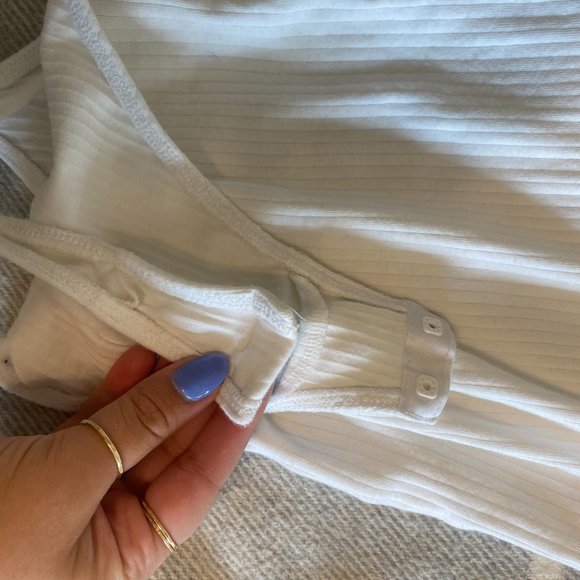 Free People V-Neck Body Suit - Picture 4 of 5